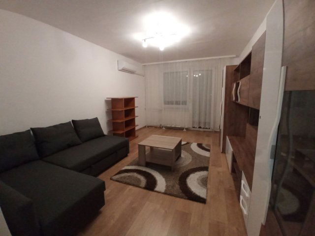 Kiadó téglalakás, albérlet, XIX. kerületben, Petőfi utcában