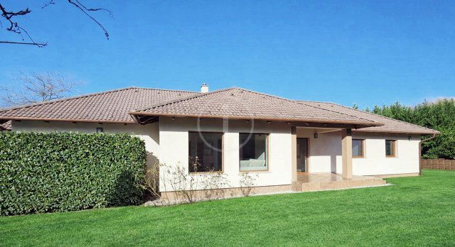 Kiadó családi ház, albérlet, Szadán 550 E Ft / hó, 5 szobás