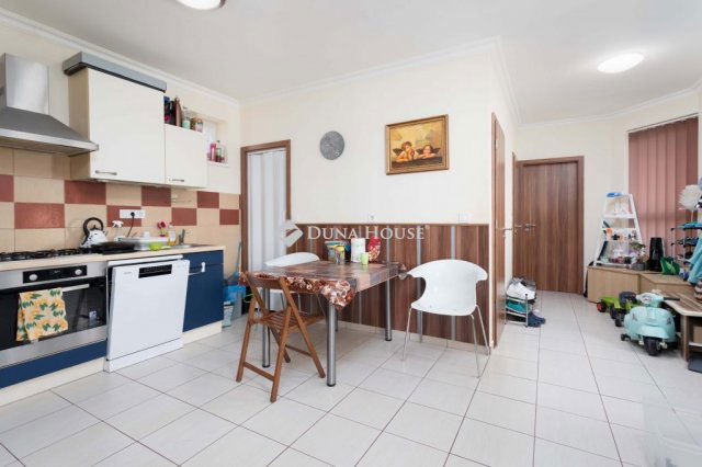 Eladó ikerház, Jánossomorján 54.9 M Ft, 3 szobás