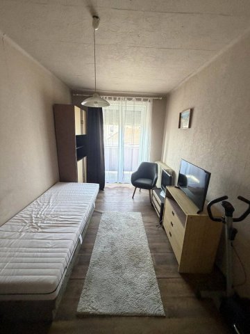 Eladó téglalakás, Tatabányán 26.9 M Ft, 1 szobás