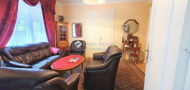 Eladó téglalakás, Budapesten, XIV. kerületben 100 M Ft, 4 szobás