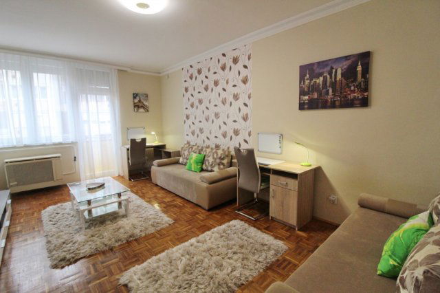 Kiadó téglalakás, albérlet, Debrecenben 210 E Ft / hó, 1 szobás