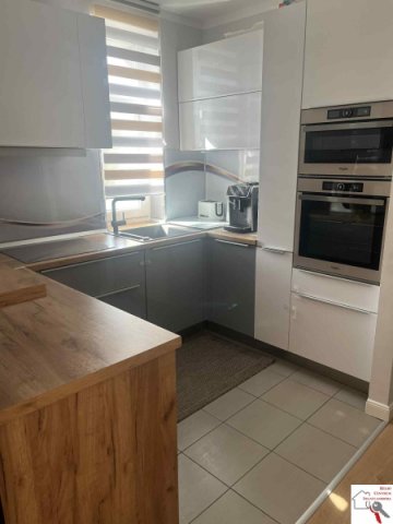 Kiadó téglalakás, albérlet, Pécsett 320 E Ft / hó, 3 szobás