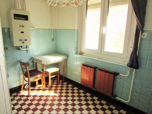 Eladó téglalakás, Budapesten, II. kerületben, Pusztaszeri úton
