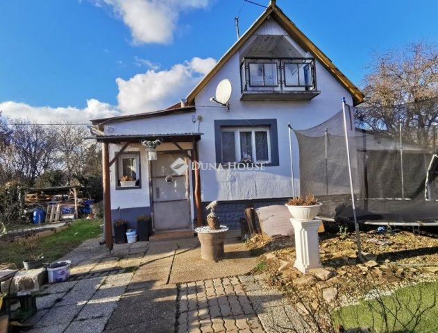 Eladó családi ház, Budakeszin 71.573 M Ft, 3 szobás