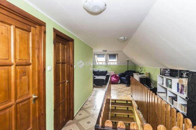 Eladó családi ház, Őriszentpéteren 95 M Ft, 4 szobás