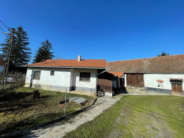 Eladó családi ház, Kovácsszénáján 29.9 M Ft, 2+1 szobás