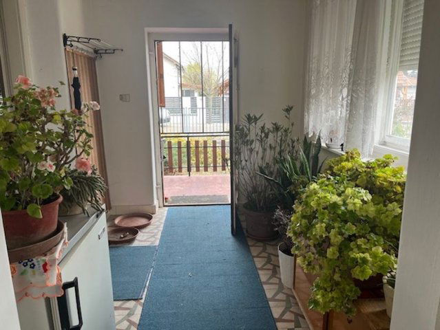 Eladó családi ház, Szigethalmon 45.9 M Ft, 2 szobás