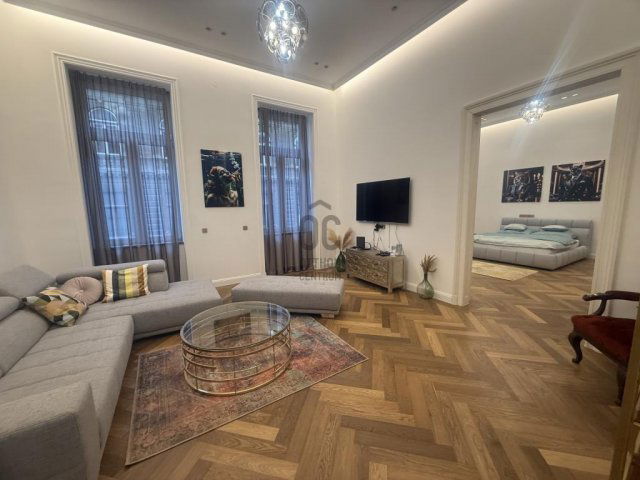 Eladó téglalakás, Budapesten, VI. kerületben 219.9 M Ft