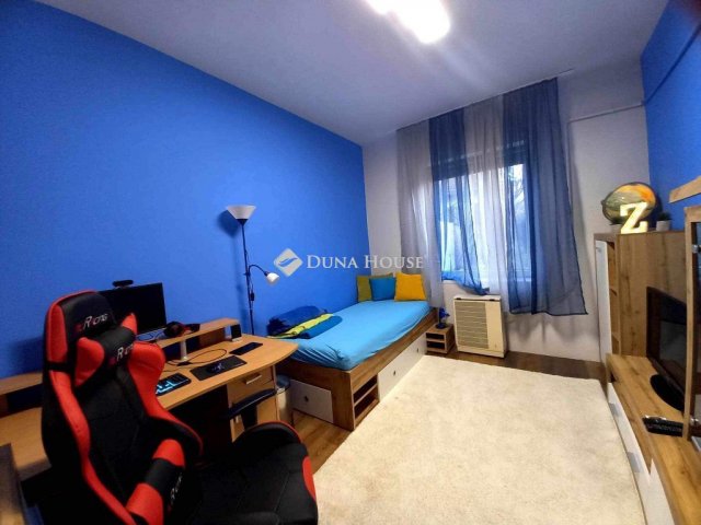 Eladó családi ház, Debrecenben 75 M Ft, 4 szobás