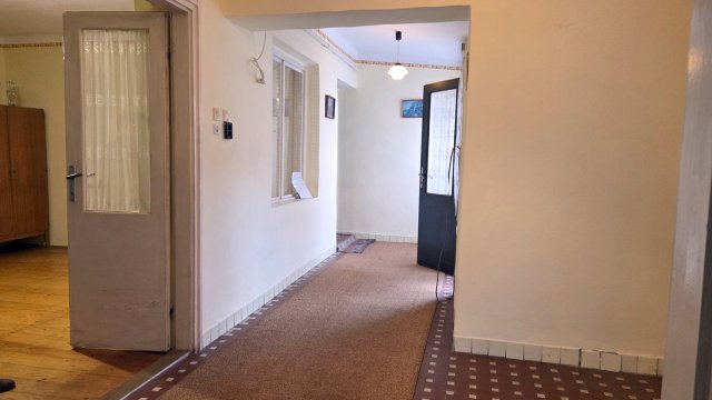 Eladó családi ház, Nagybaracskán 12 M Ft, 3 szobás