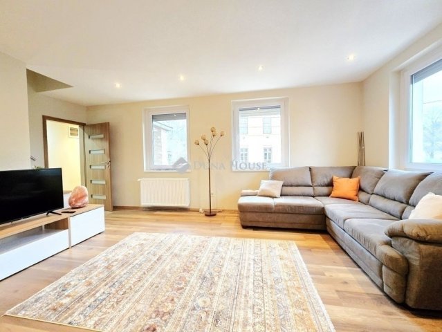 Eladó családi ház, Hosszúhetényen 99 M Ft, 4 szobás