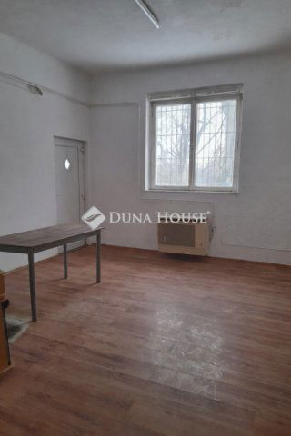 Kiadó ipari ingatlan, Budapesten, III. kerületben 1190 E Ft / hó