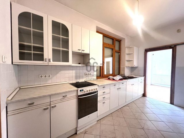 Eladó családi ház, Budapesten, XVIII. kerületben 170 M Ft