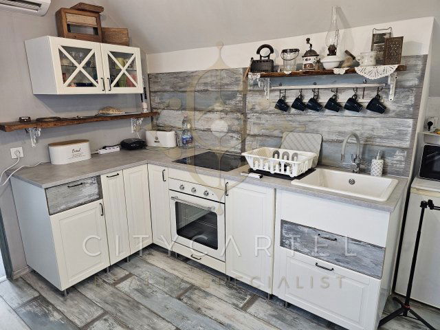 Eladó családi ház, Balatonlelleén 119.9 M Ft