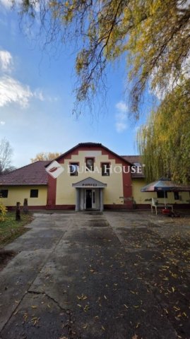 Eladó ipari ingatlan, Csongrádon 150 M Ft / költözzbe.hu