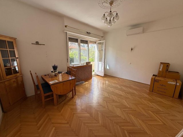 Kiadó téglalakás, albérlet, XII. kerületben, Böszörményi úton