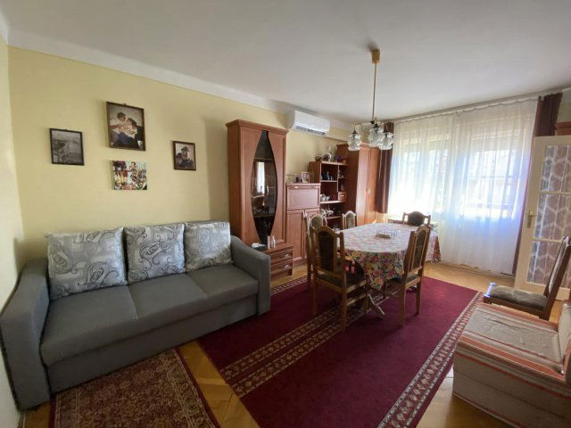 Eladó téglalakás, Kiskunhalason 43.9 M Ft, 3 szobás