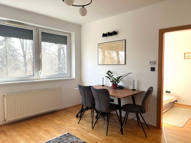 Eladó téglalakás, Budapesten, III. kerületben, Táborhegyi úton