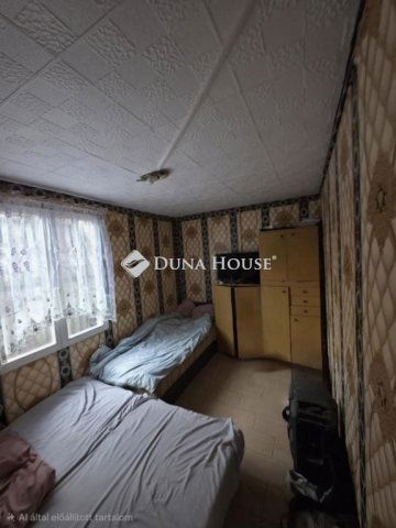 Eladó családi ház, Érden 45 M Ft, 3 szobás