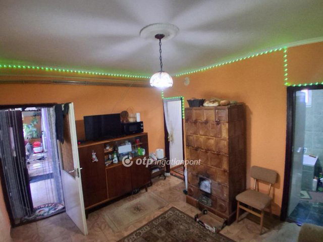 Eladó családi ház, Kálmánházán 29.9 M Ft, 2 szobás