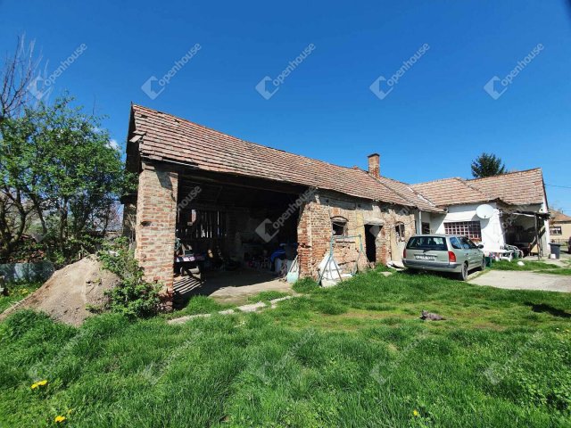 Eladó családi ház, Hobolon 12.2 M Ft, 2 szobás