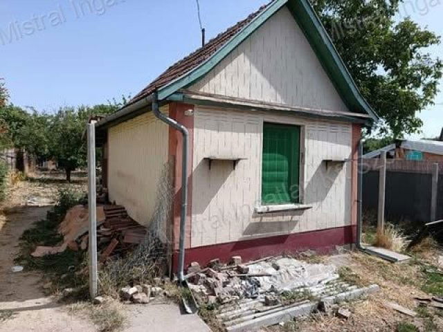 Eladó mezogazdasagi ingatlan, Szolnokon 8.5 M Ft, 1 szobás