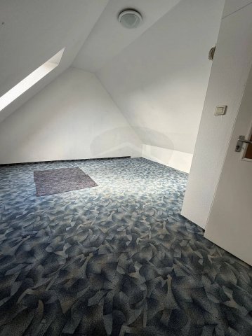 Eladó téglalakás, Budakeszin 75 M Ft, 3 szobás