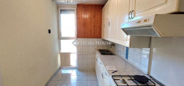 Eladó téglalakás, Szombathelyen 48 M Ft, 2 szobás