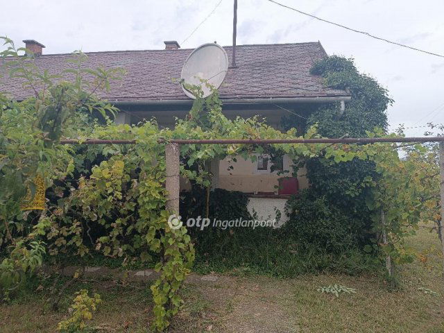 Eladó családi ház, Nyírbogdányon 23.5 M Ft, 2+1 szobás
