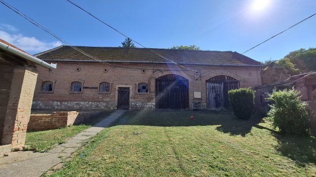 Eladó családi ház, Magyarhertelenden 37.89 M Ft, 4 szobás