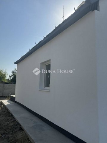 Eladó családi ház, Szigethalmon, Mű úton 89.9 M Ft, 4 szobás