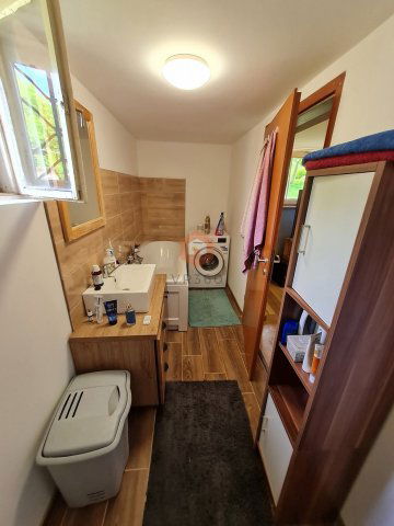 Eladó családi ház, Pécsett 49 M Ft, 2+1 szobás