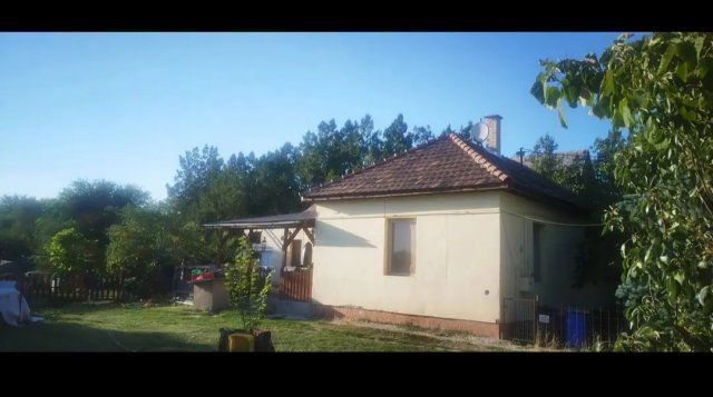 Eladó családi ház, Majosházán 65 M Ft, 3 szobás