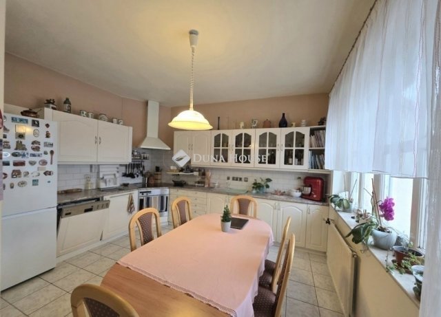 Eladó családi ház, Budapesten, XXII. kerületben 144.9 M Ft