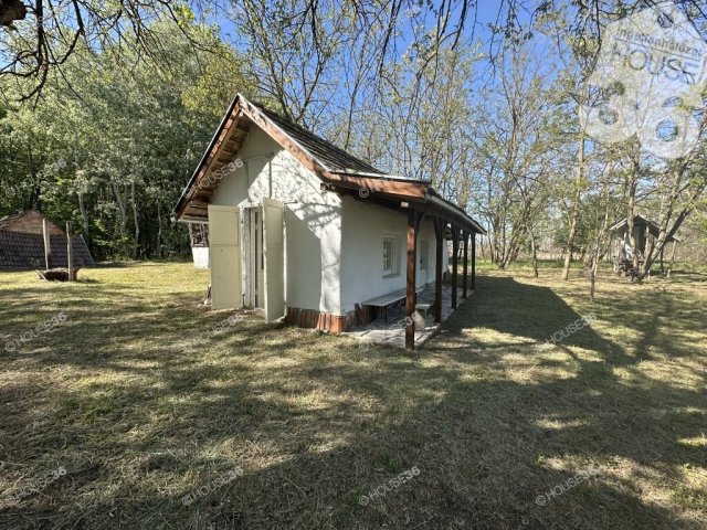 Eladó mezogazdasagi ingatlan, Jászszentlászlón 13.9 M Ft