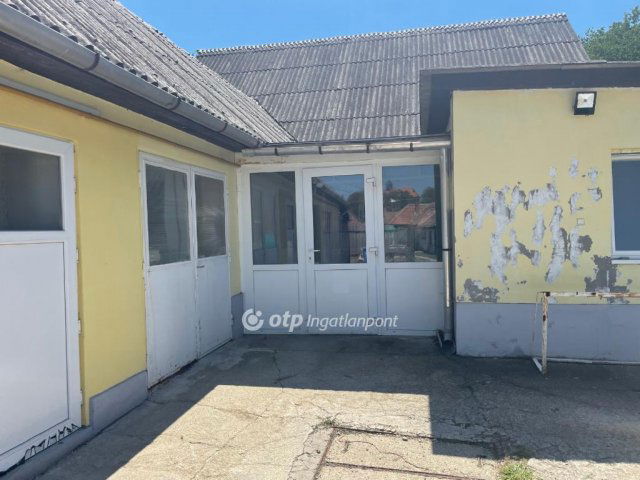 Eladó ipari ingatlan, Miskolcon 68.9 M Ft / költözzbe.hu