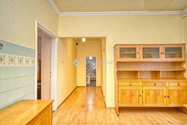 Eladó családi ház, Vecsésen 82 M Ft, 3 szobás