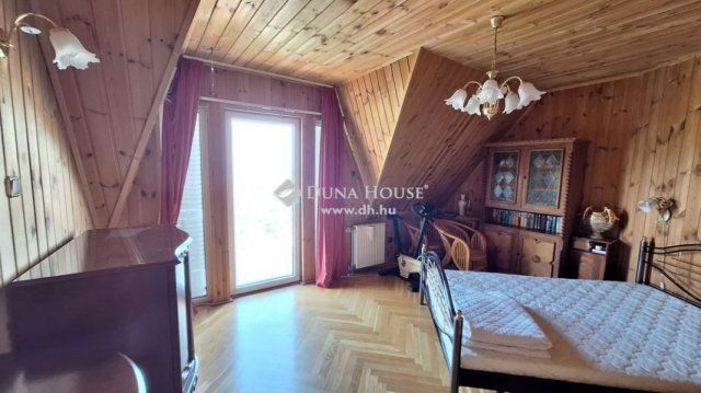 Eladó téglalakás, Budapesten, II. kerületben 225 M Ft, 4 szobás