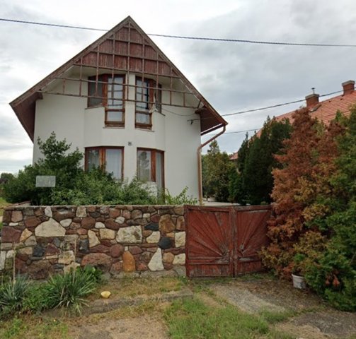 Eladó családi ház, Balatonakaliban 60 M Ft, 4 szobás