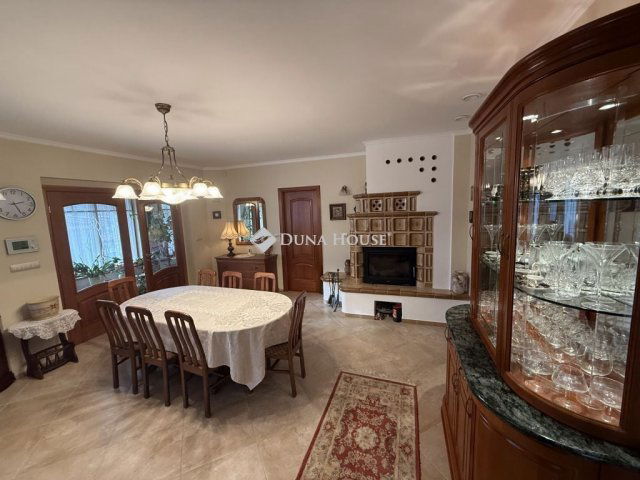 Eladó családi ház, Balatonbogláron 575 M Ft, 6 szobás