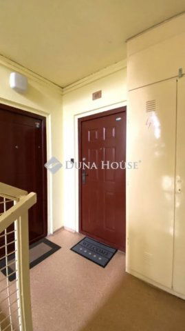 Eladó panellakás, Budapesten, III. kerületben 64.9 M Ft