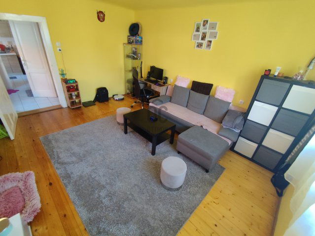 Eladó családi ház, Csömörön 80 M Ft, 2 szobás