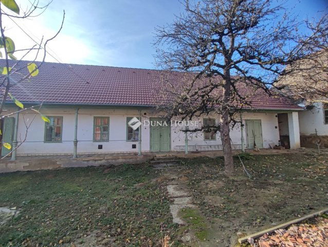 Eladó családi ház, Kakasdon 19.9 M Ft, 3 szobás