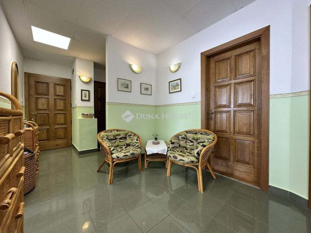 Eladó téglalakás, Zalaegerszegen 68 M Ft, 4 szobás