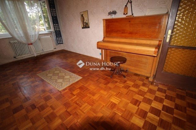 Eladó panellakás, Budaörsön 85 M Ft, 3 szobás