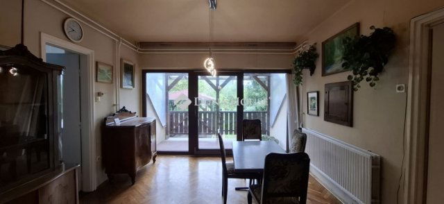 Eladó családi ház, Pécsett 110 M Ft, 2+2 szobás