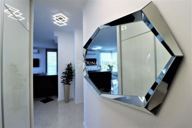 Eladó téglalakás, Budapesten, XIII. kerületben 350 M Ft