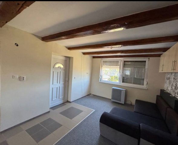 Eladó családi ház, Nyíregyházán 28.9 M Ft, 1 szobás