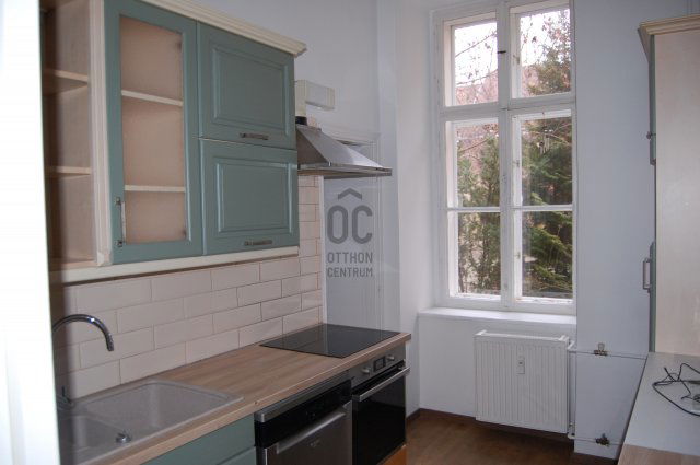 Eladó téglalakás, Kőszegen 74 M Ft, 3 szobás